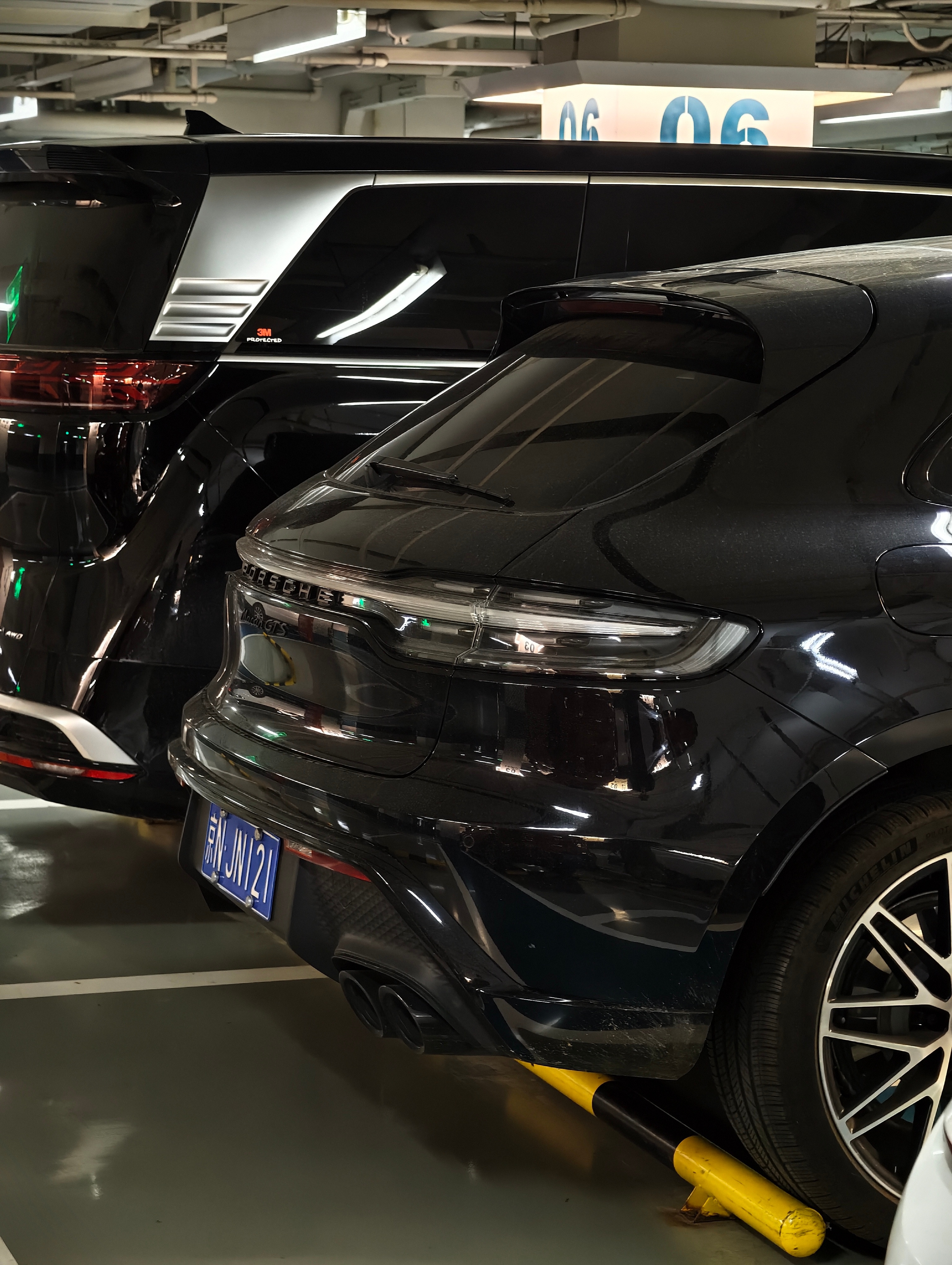 GTS 挺帅，但老登车也不赖[doge]老旧燃油车  ​​​