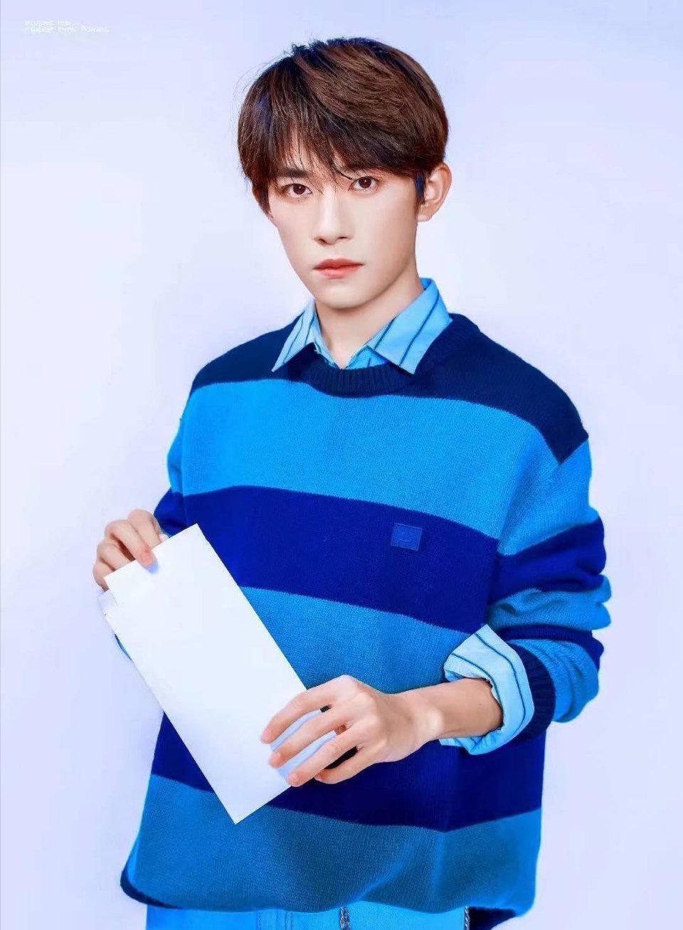 易烊千玺之前真的好清纯啊 ​​​