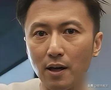 别瞎补胶原蛋白了！59岁任贤齐和45岁谢霆锋的脸，戳破了抗老的最大谎言
两人差