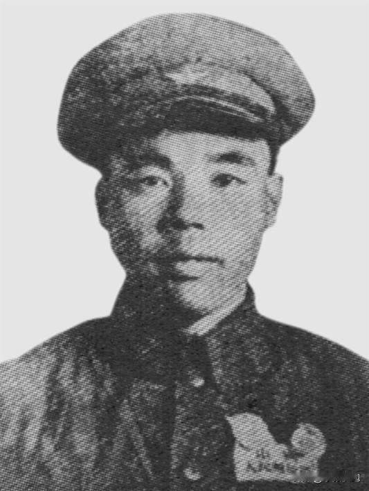 张德兴（1919— ，全国战斗英雄，二野八纵23旅68团），1945年9月参军，