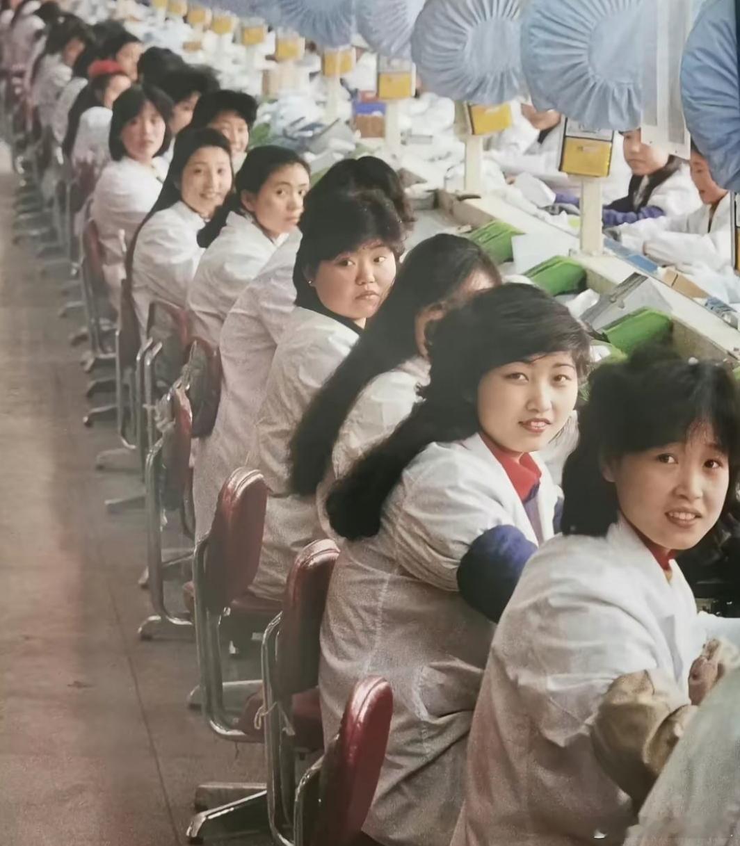 80年代的女工这发量羡慕吧！为什么现在人都秃了呢？ 