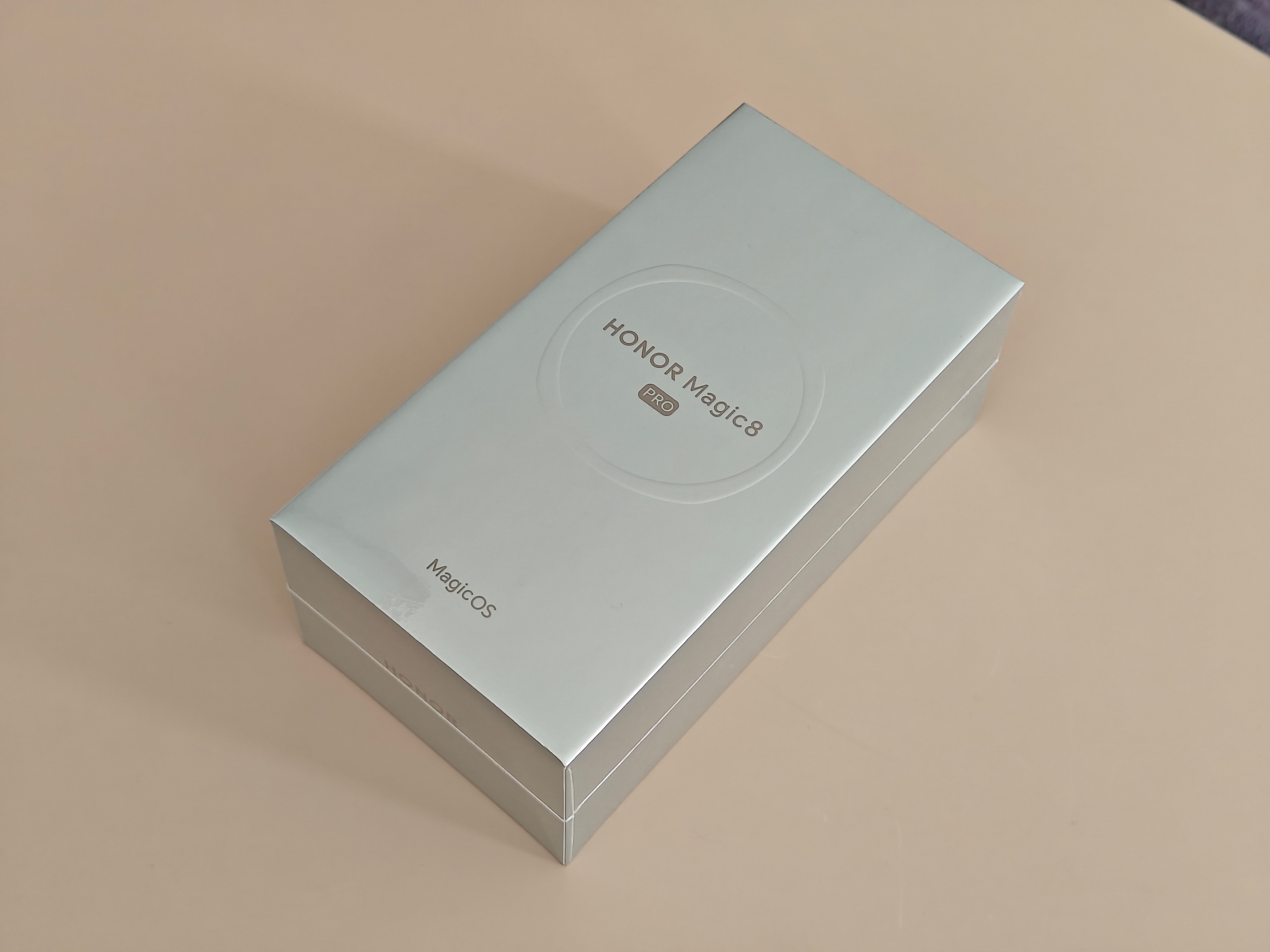 荣耀Magic8 Pro拿到手了！直接一步到位16+1TB！简单晒一下图，该说的