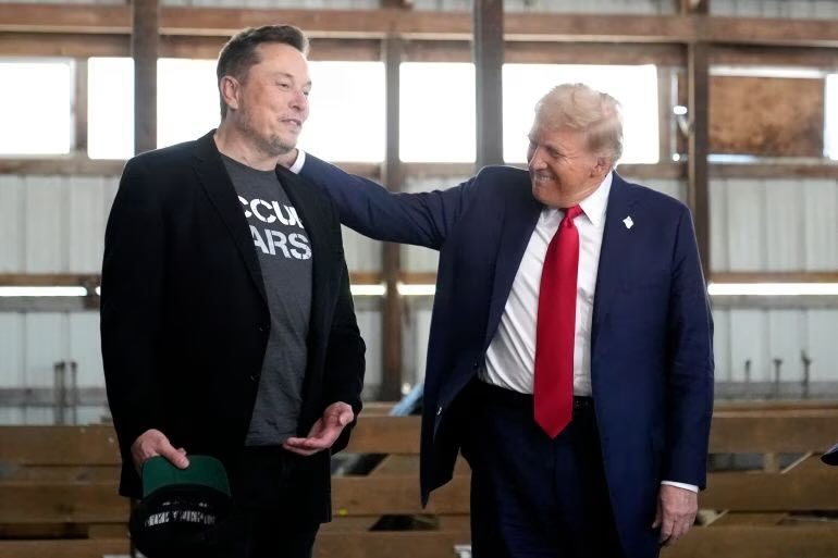 低端Maga粉与马斯克恶斗。特朗普则支持马斯克。 “我的房产上有很多 H-1B 