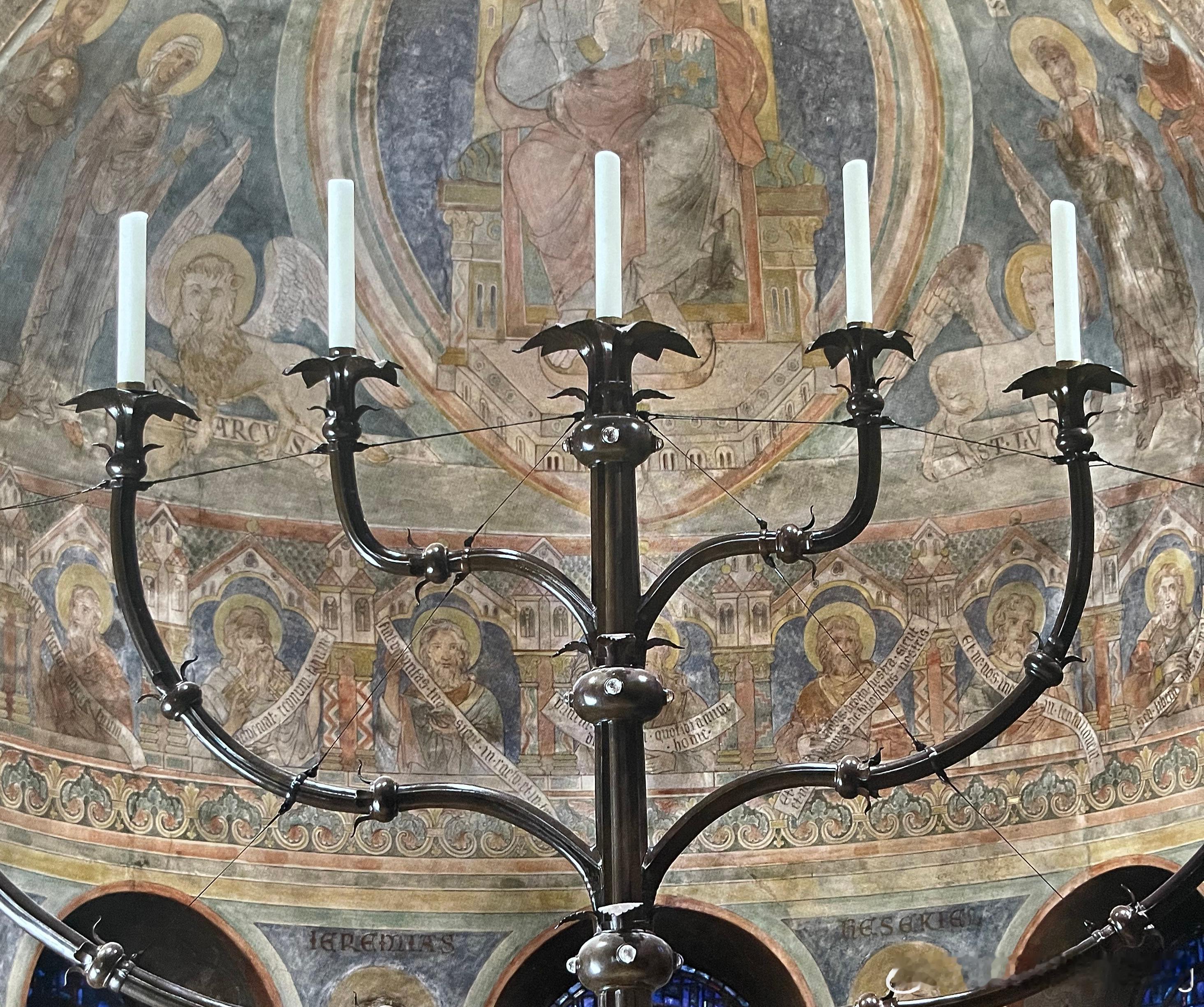 # 罗马式时期艺术  ROMANESQUE # 喜乐与希望之光-----枝状烛台