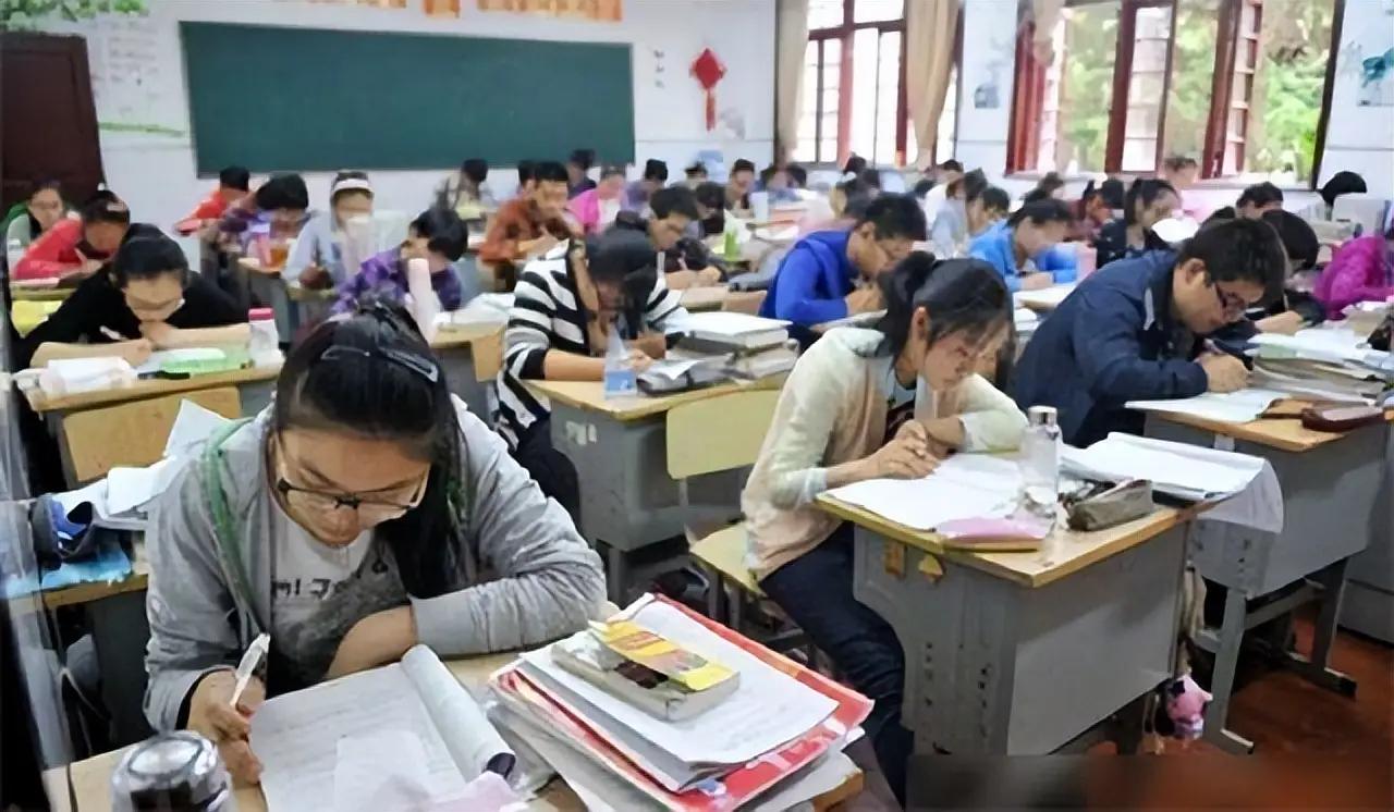 史上最严重的高考卷失窃案
恢复高考后，高考便成了举国关注的大事。作为国家级重要考