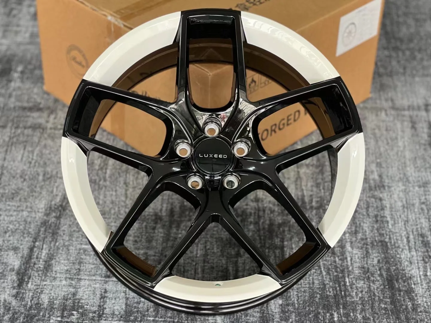 LUXEED智界S7 轮毂改装升级 双色可选