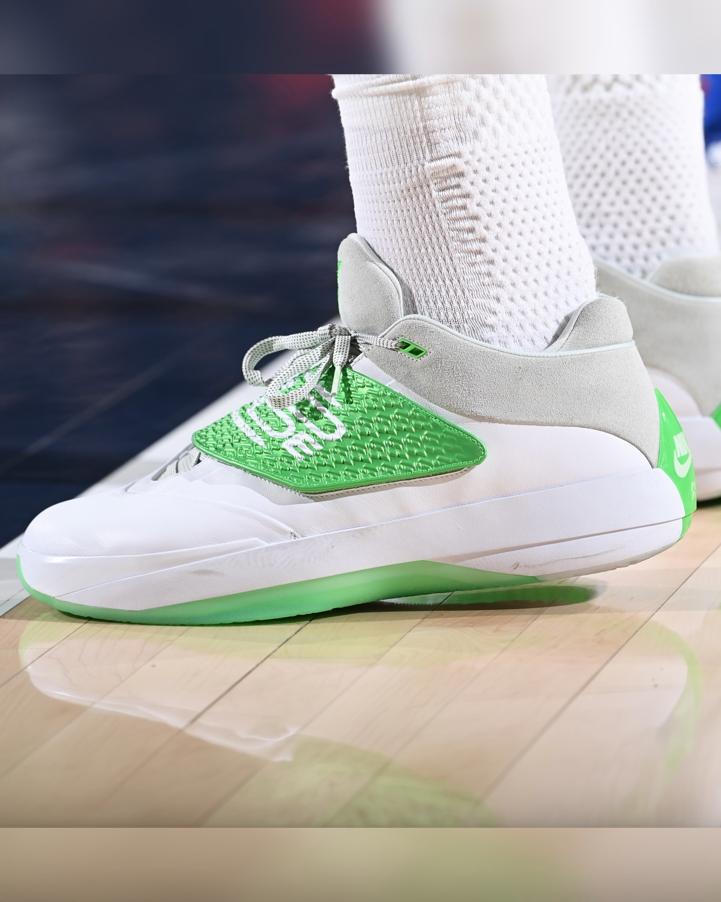 班凯罗上脚的AJ 4020 PE版本，好看吗？ 