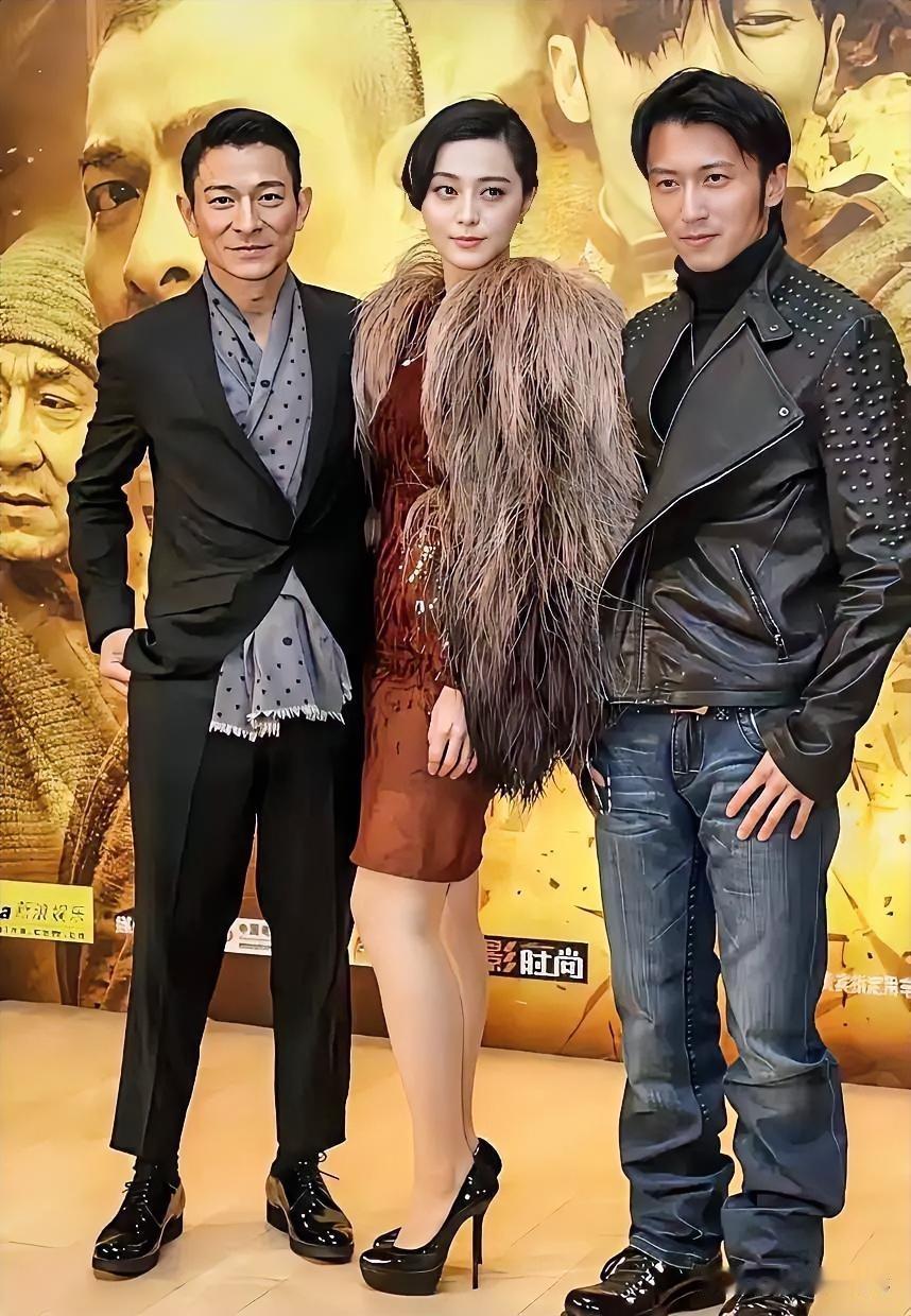 天南地北大拜年下面照片中三位可谓是帅哥，美女如云，美如画！左起天王刘德华，中间是