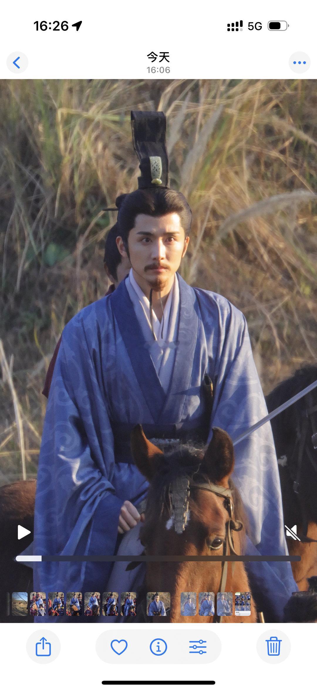 张新成刚刚准备骑马狂奔视频张新成