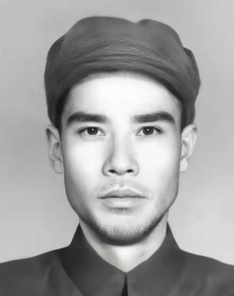 毛主席见到贺子珍哥哥，得知其行政待遇八级，大怒道：这是瞎胡闹。贺子珍的哥哥贺敏学