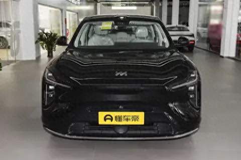 全新一代智己LS6解析：五米大SUV灵活好开，适合谁？