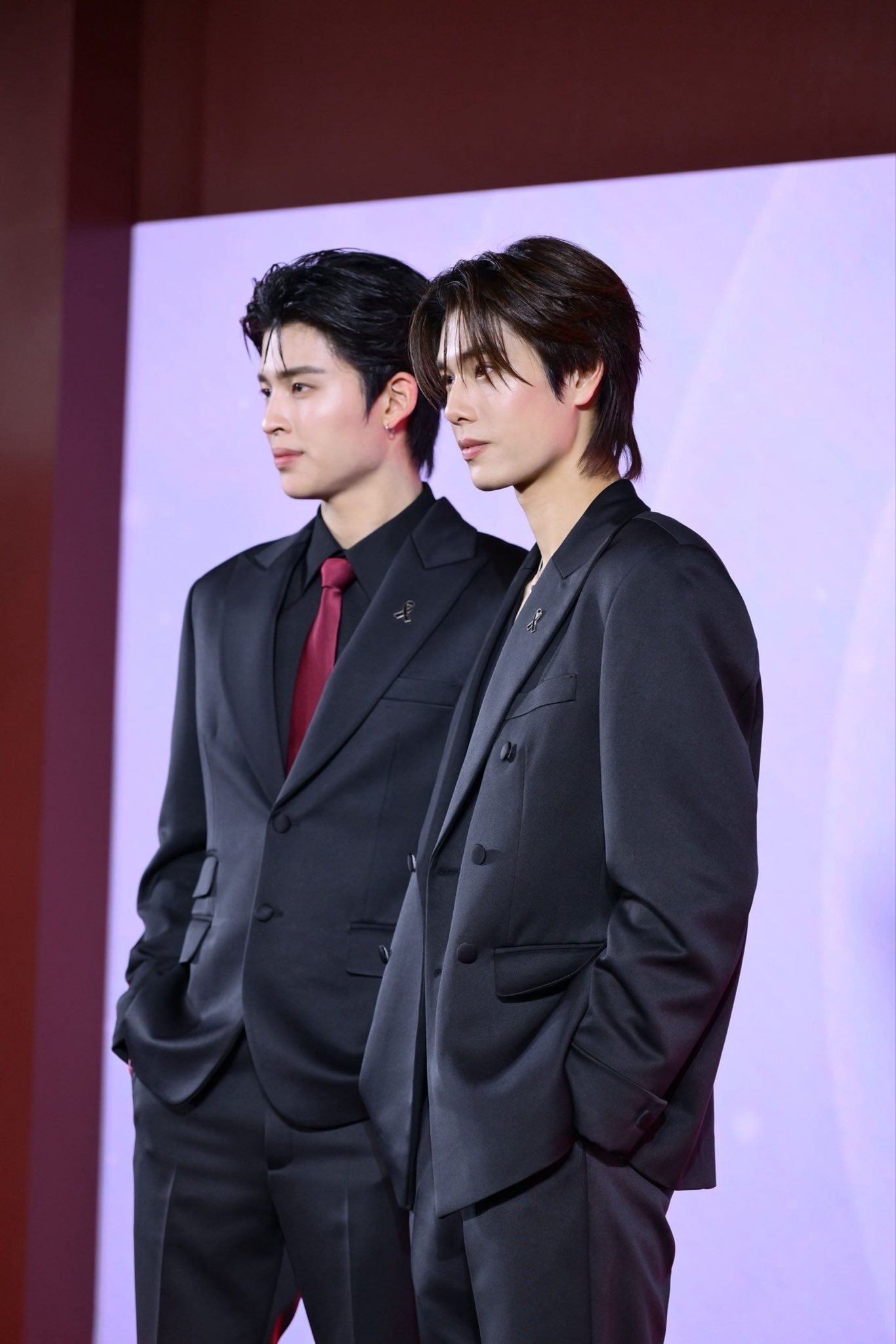 pondphuwin✪ 很有pp logo感觉的官图了 ——————————Cr