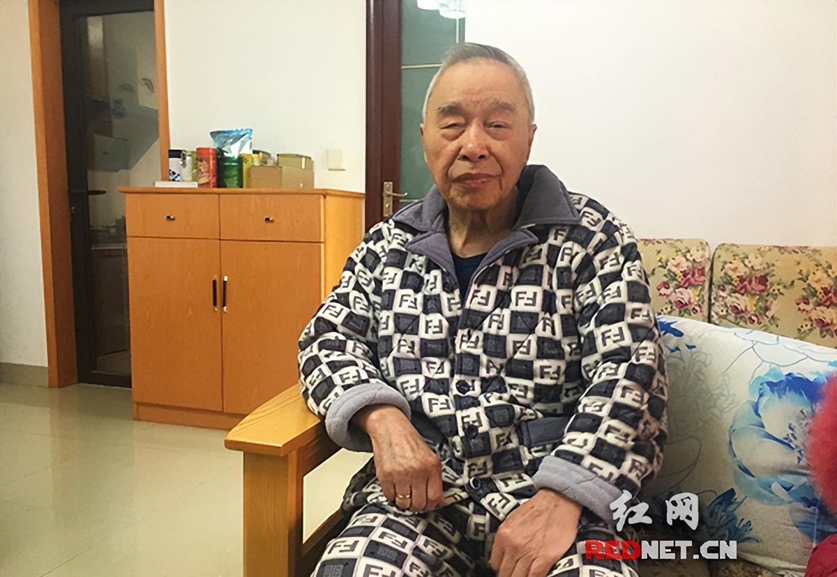 衡阳保卫战47天的炮火硝烟里，方先觉带着将士死守孤城的故事至今让人动容。
可很少