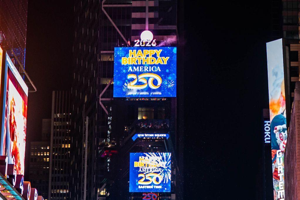 悲观情绪笼罩2026美国独立日（建国250周年）完整解读
 
今年7月4日是美国