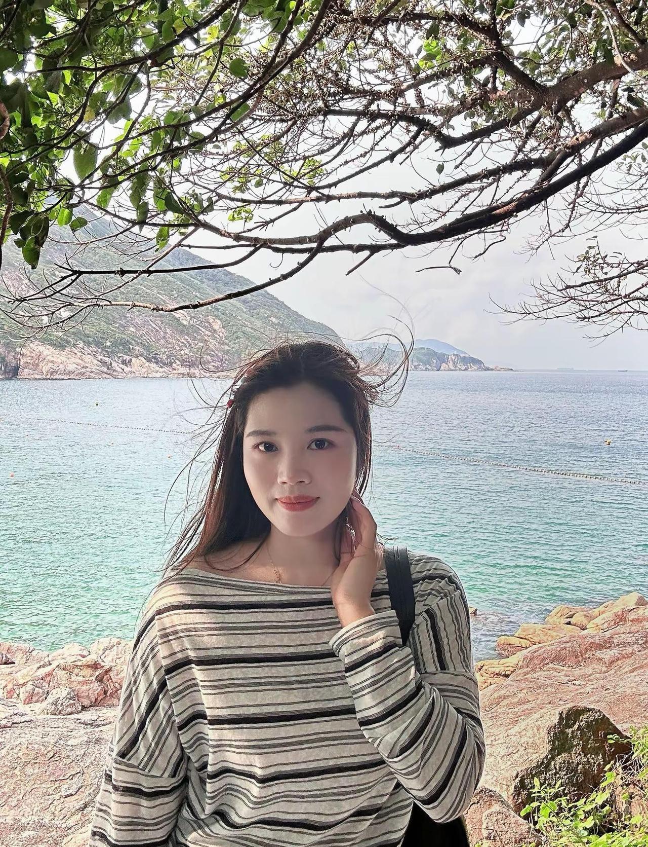 享受当下香港穿搭 打卡小众海岸线 一击即中的夏日穿搭风格分享 hk