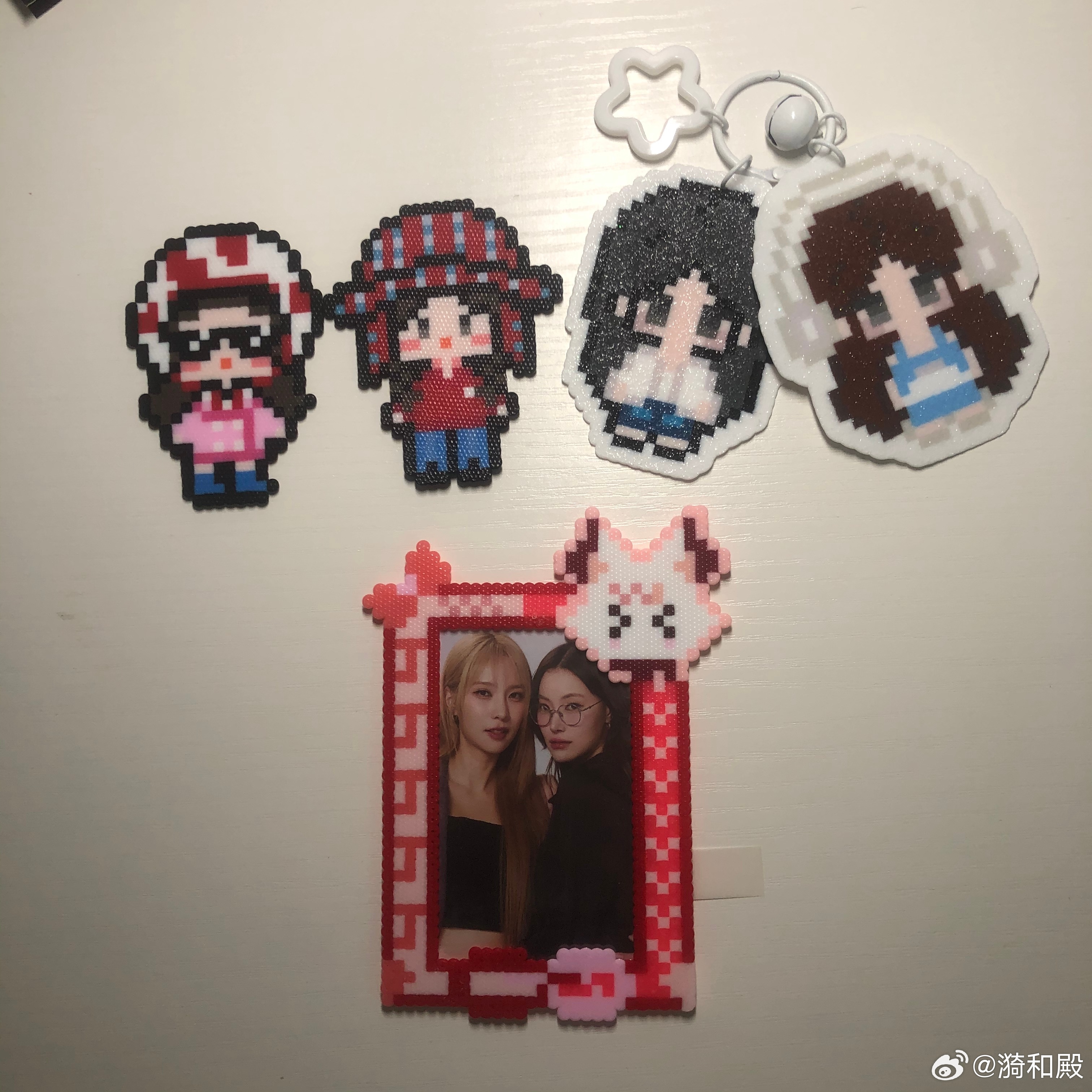 第一次做拼豆 拼了六个小时的成果 拼得我肩膀疼好在成果不错 蛮有成就感的派晶的小