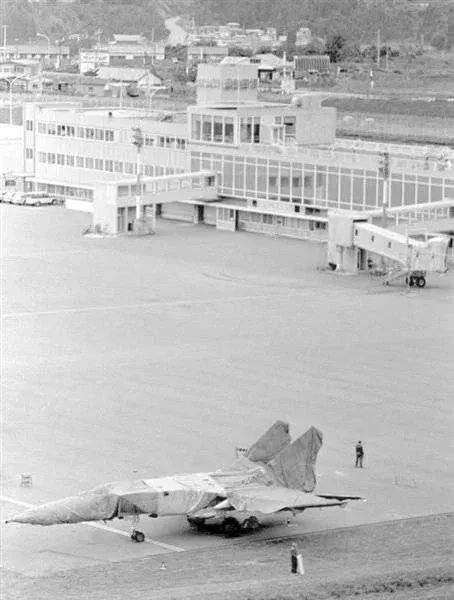 别连科驾驶米格25叛逃日本事件