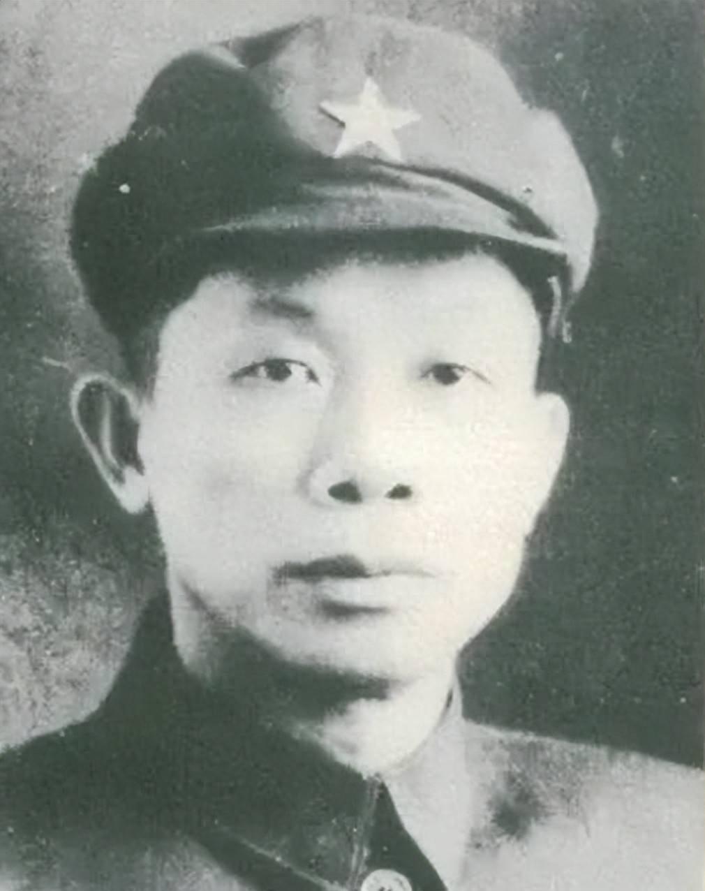 1973年冯白驹逝世，周恩来总理指示：追悼会要高规格，人民日报头版必须发布讣告，