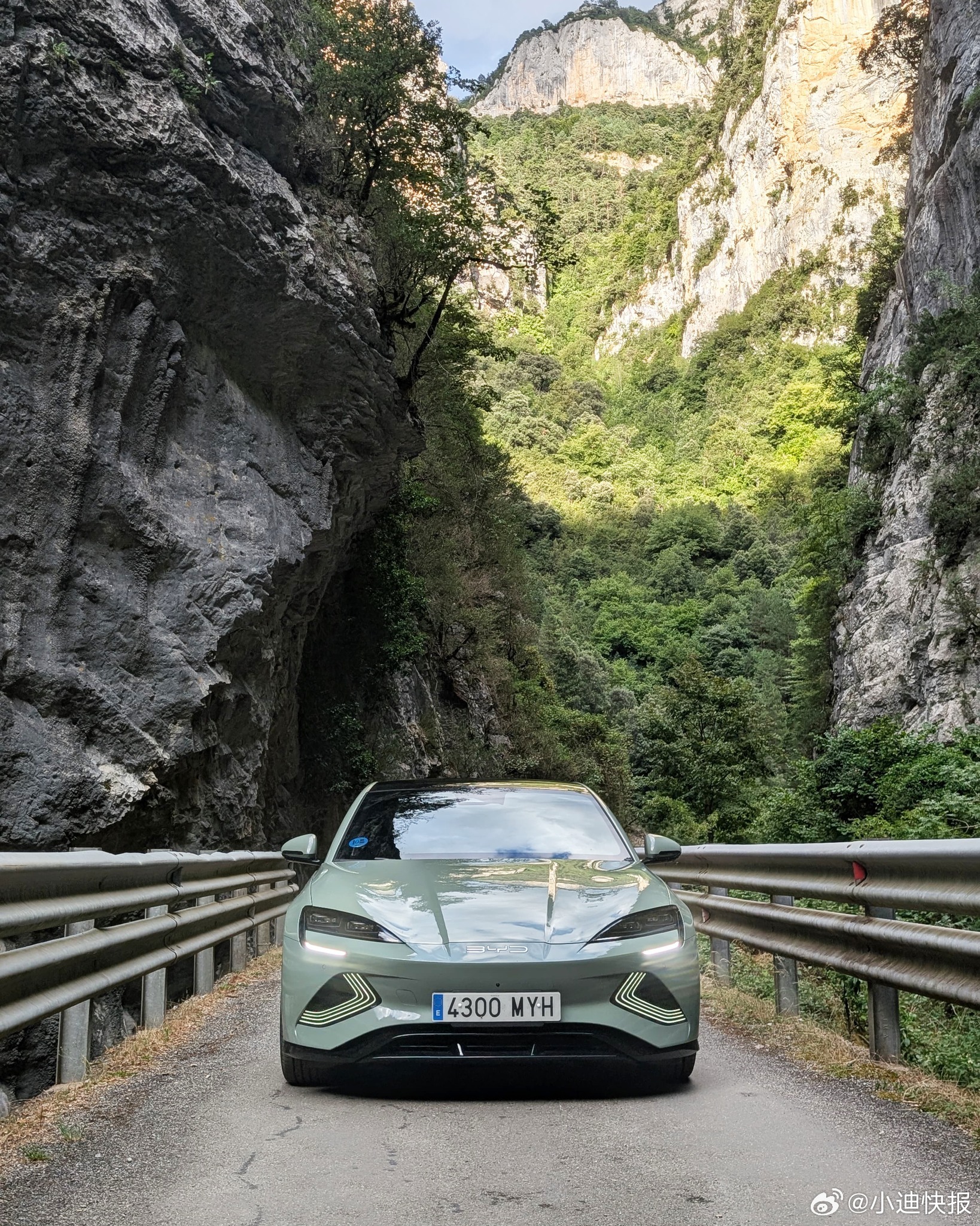 比亚迪海豹，3月出口3347辆！ 海豹1-3月累计出口9242辆。 