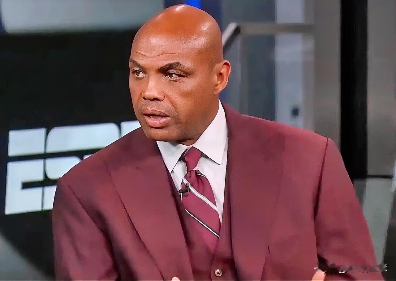 巴克利怒怼森林狼防守悍将麦丹：你不该去招惹掘金，你们赢球本来就那么难！

G2完