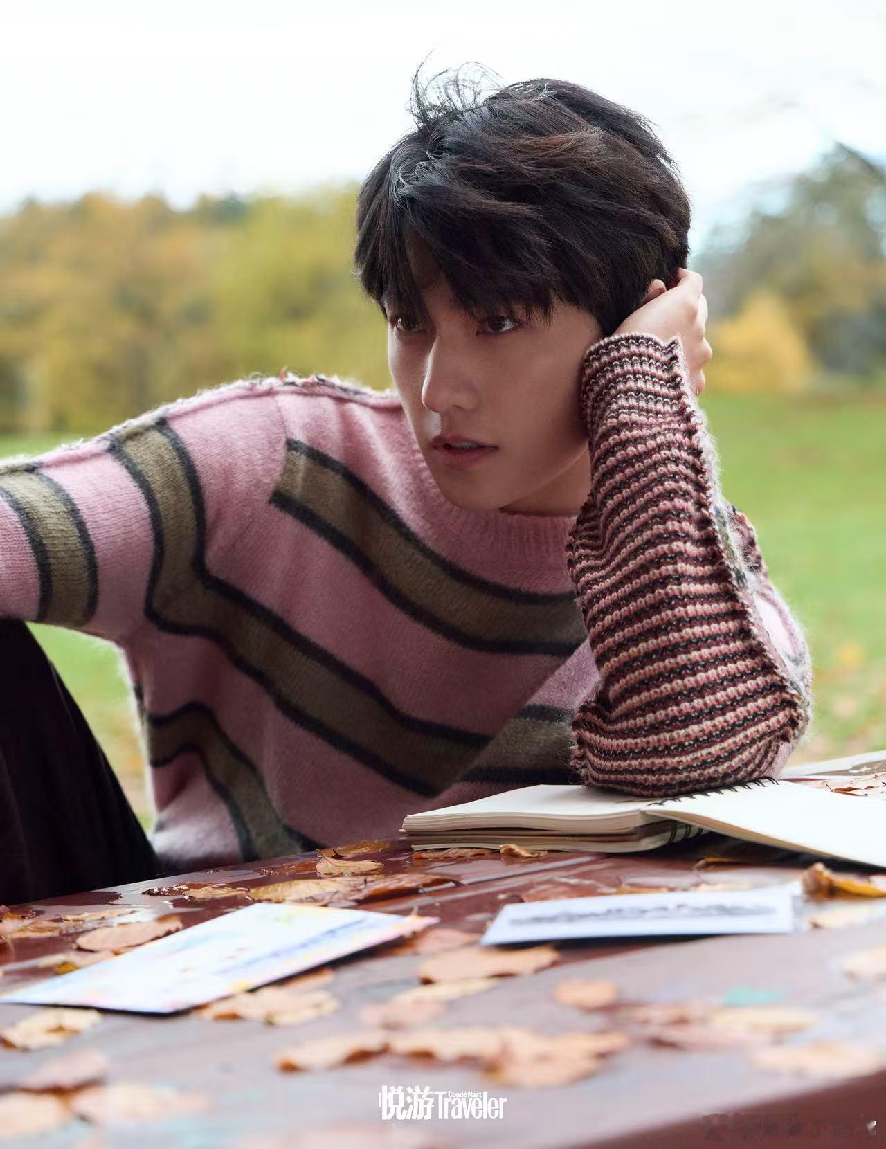 杨洋 美术课本里最有说服力的脸 从小吃到大的颜值，杨洋的骨相太抗打，不管什么镜头