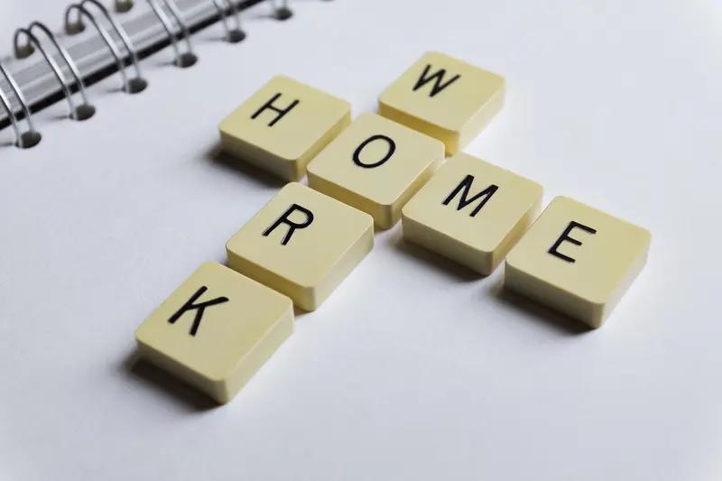 搞自媒体太难了，
还是当成娱乐吧，
真要搞成全职工作，
真得饿死了，
什么人什么