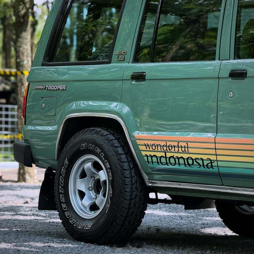 TROOPER LS 2.3 PETROL HIGHROOF 4X4 PERTA