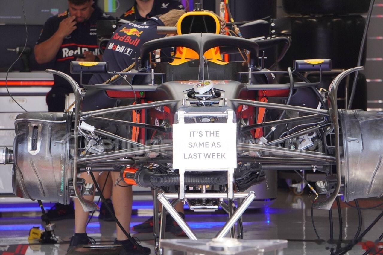 红牛挺会整活2025f1卡塔尔大奖赛  cr：赛车-行云 