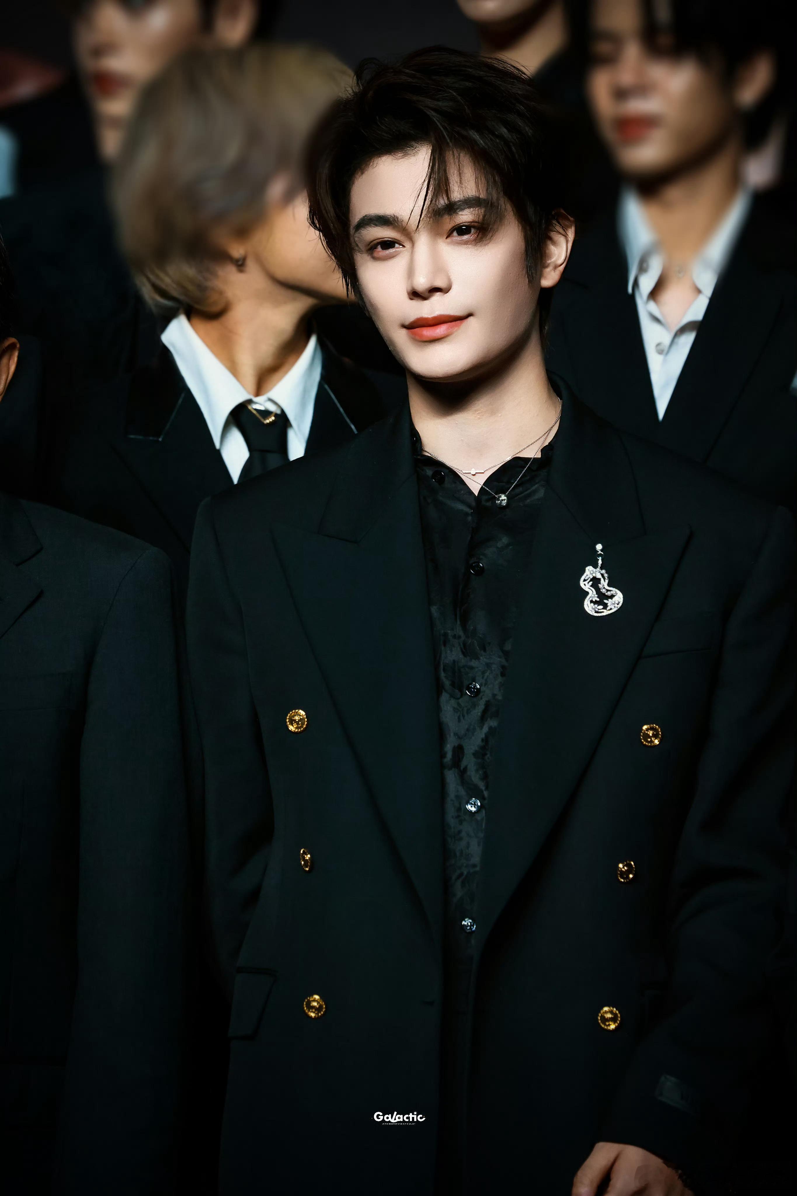 丁禹兮山河枕 dyx丁禹兮卫韫 “在喧嚣的世界里，你是我的安静港湾，这份浪漫与高