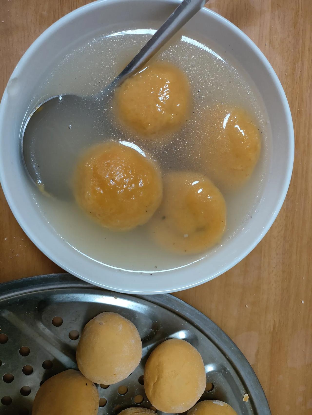 南瓜汤圆