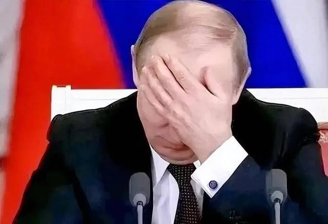 普京现在应该百感交集，他可能没料到，十年前卖给东方大国的S400防空系统，如今在