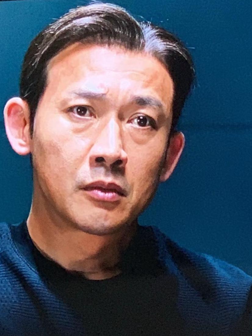 编剧不是我说你哈
你是懂男人的杀伤力的
不是刻意的演技，而是用平淡手法，用最亲密