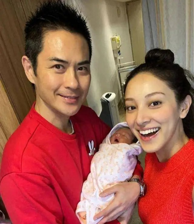 陈凯琳回应参加浪姐郑嘉颖鼓励陈凯琳参加浪姐 据港媒，陈凯琳出席活动时接受采访，回