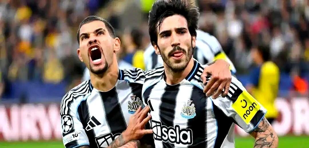 英超这联赛，是真没弱队了。

纽卡斯尔就是个例子。上赛季还欧冠区风生水起，这赛季