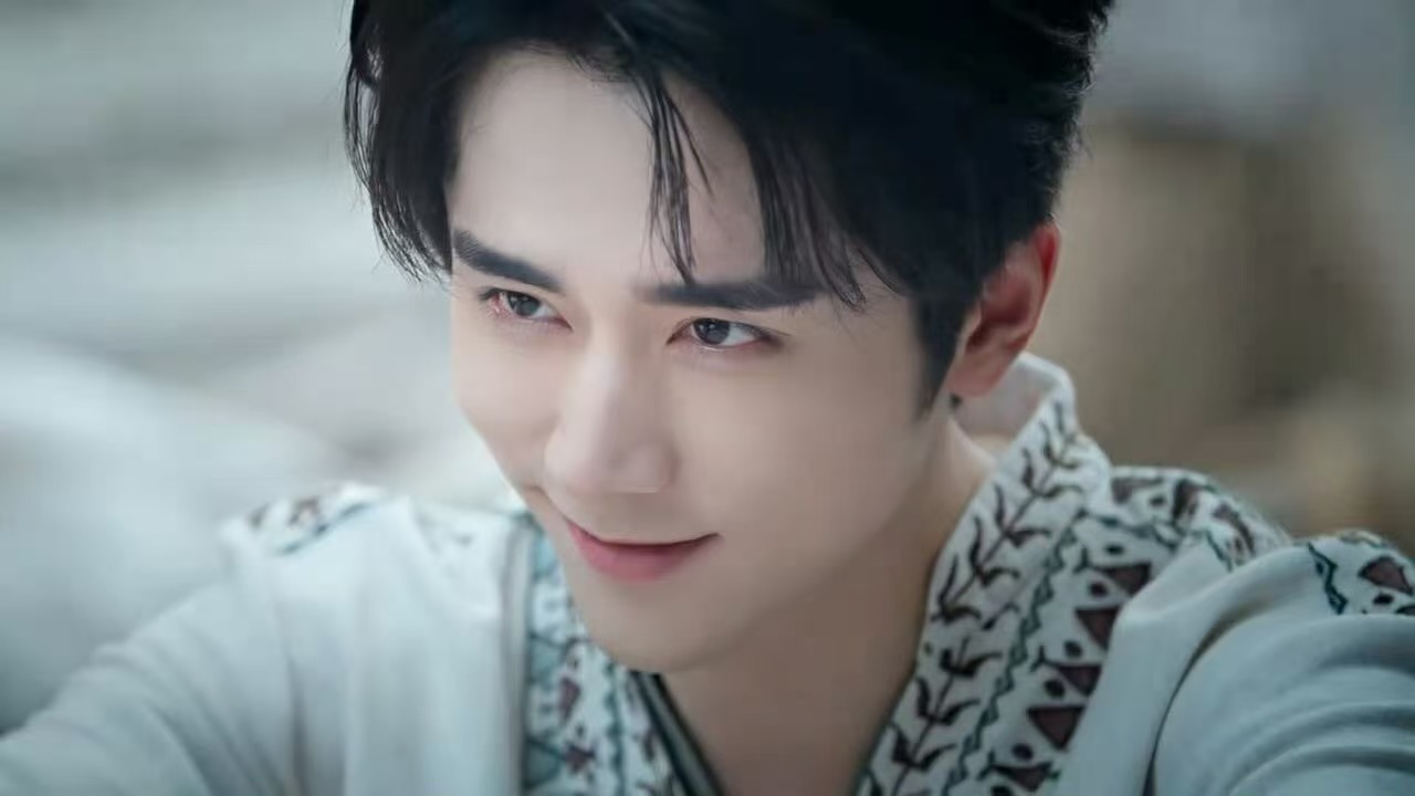 张新成一个眼神里有33集剧情张新成笑着哭表演教材 他笑着笑着眼眶就红了，我在屏幕