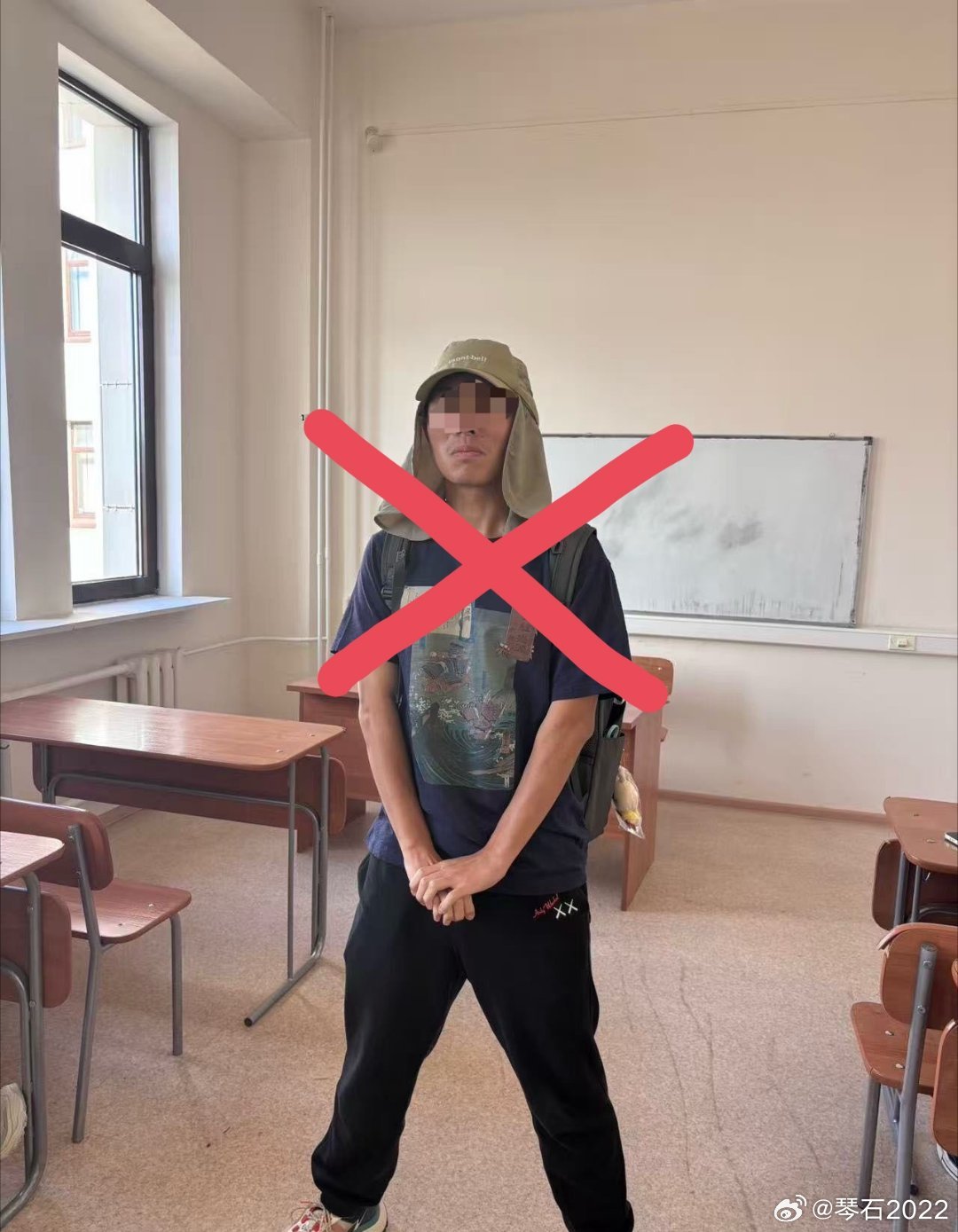 大快人心！接下来，就看 怎么处理这它！昨天还在说校方口头承诺将开除和遣返精日分子