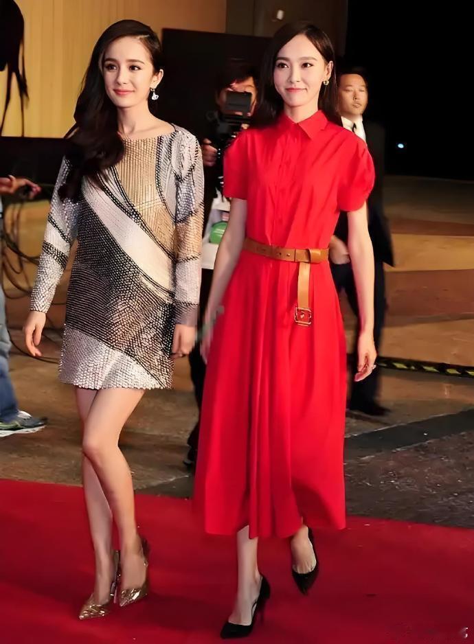 杨幂唐嫣拟邀再见朋友网传再见朋友有意邀约杨幂唐嫣同台，久违老友闲聊叙旧，画面温柔