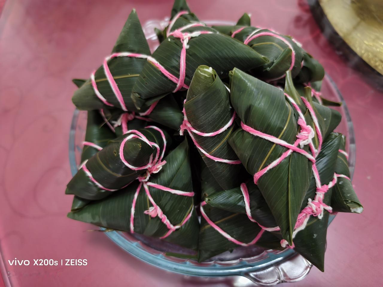 端午节了，你们那都有什么习俗我们随州有出嫁的姑娘全家回娘家过节的习俗。