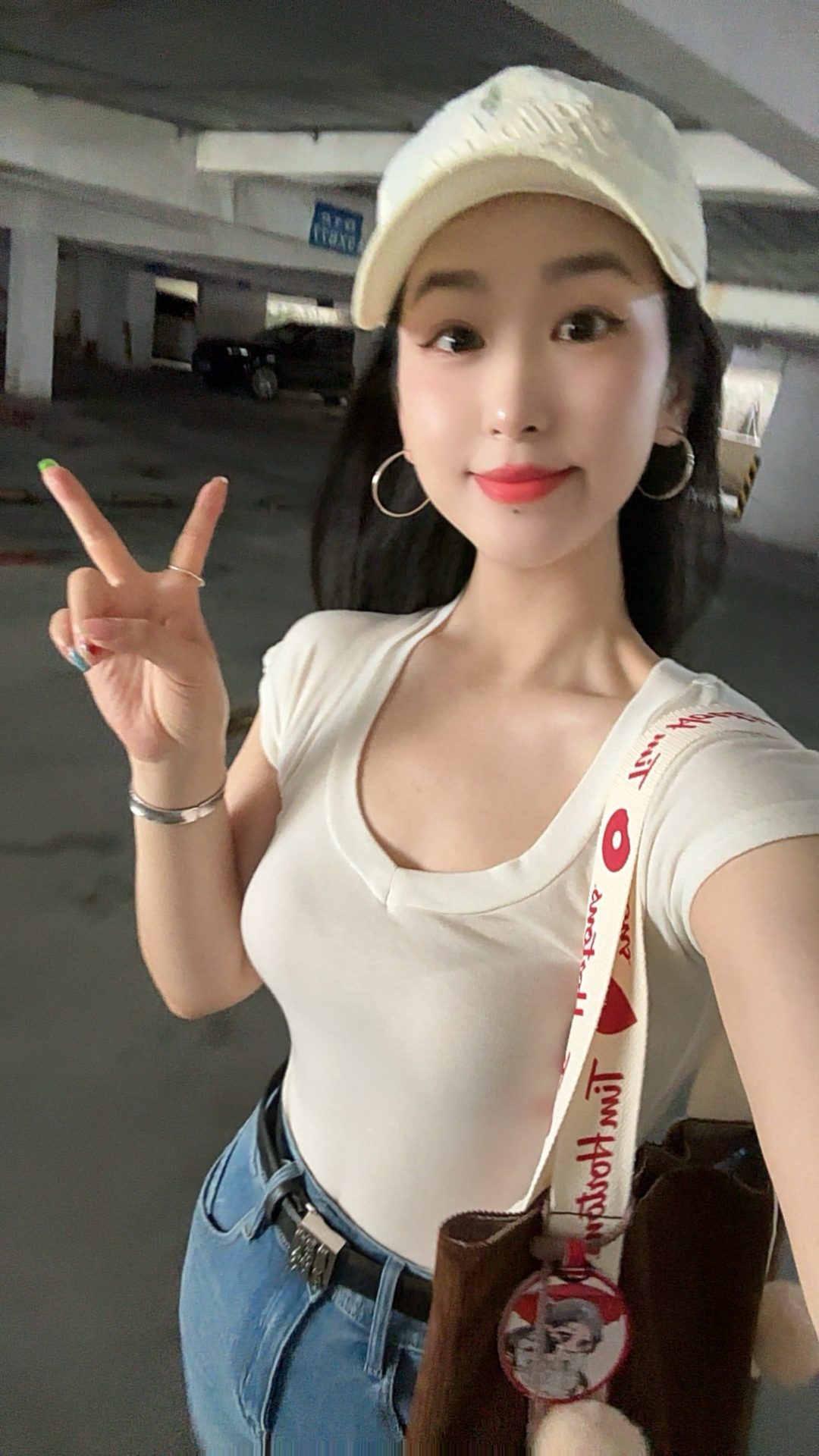 周末就得吃吃喝喝 走！出门！ ​​​