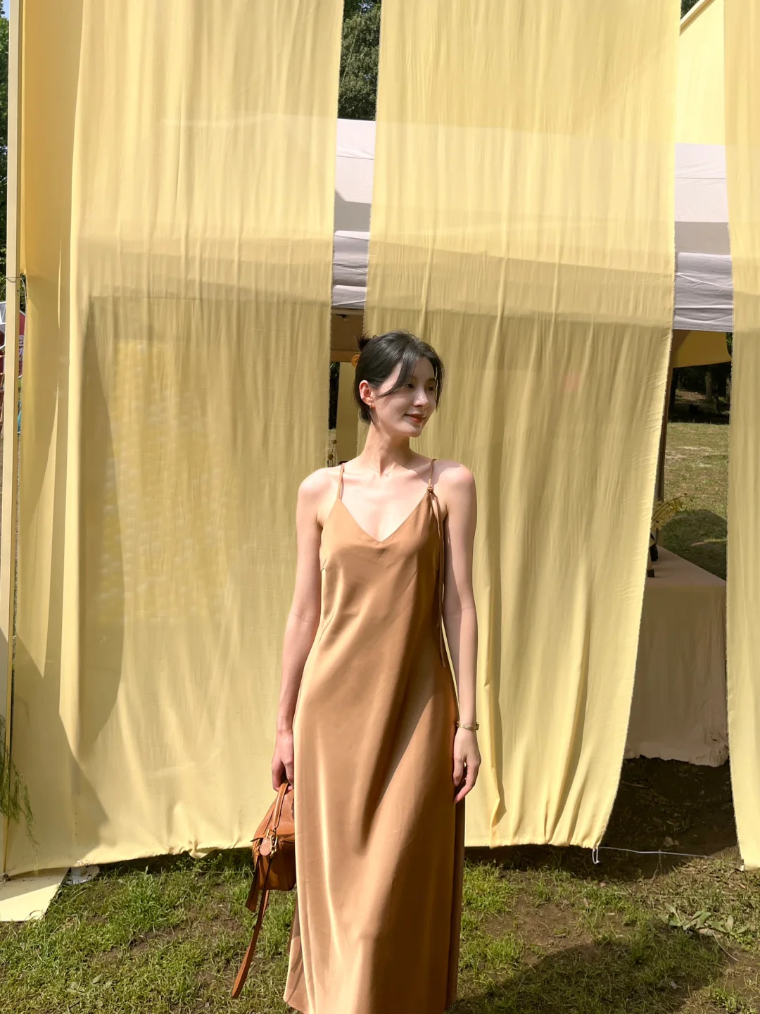 春风让裙子有了生命力！