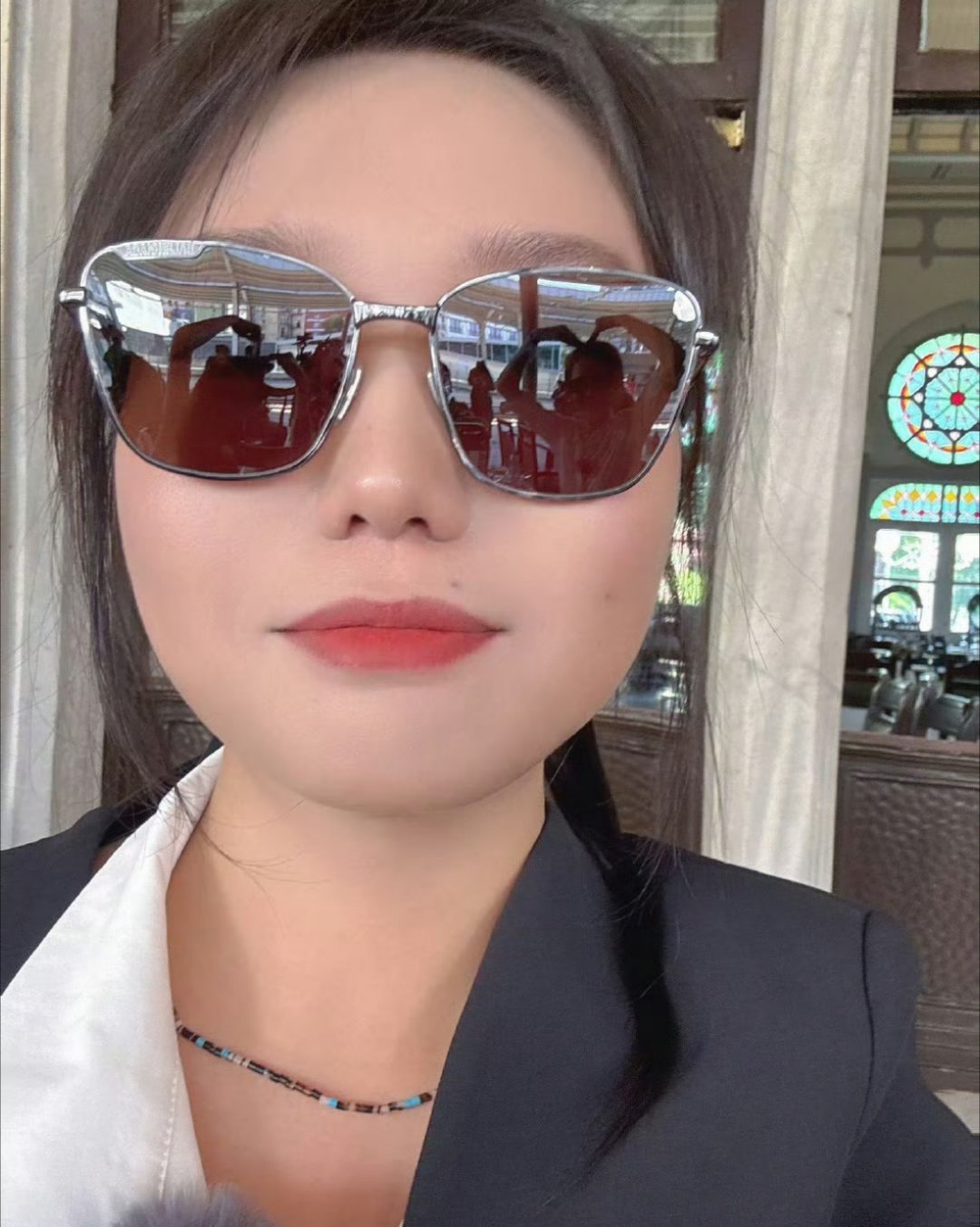 网友怒怼留几手diss李雪琴 不der，不管李雪琴咋样，跟他有啥关系啊？ ​​​
