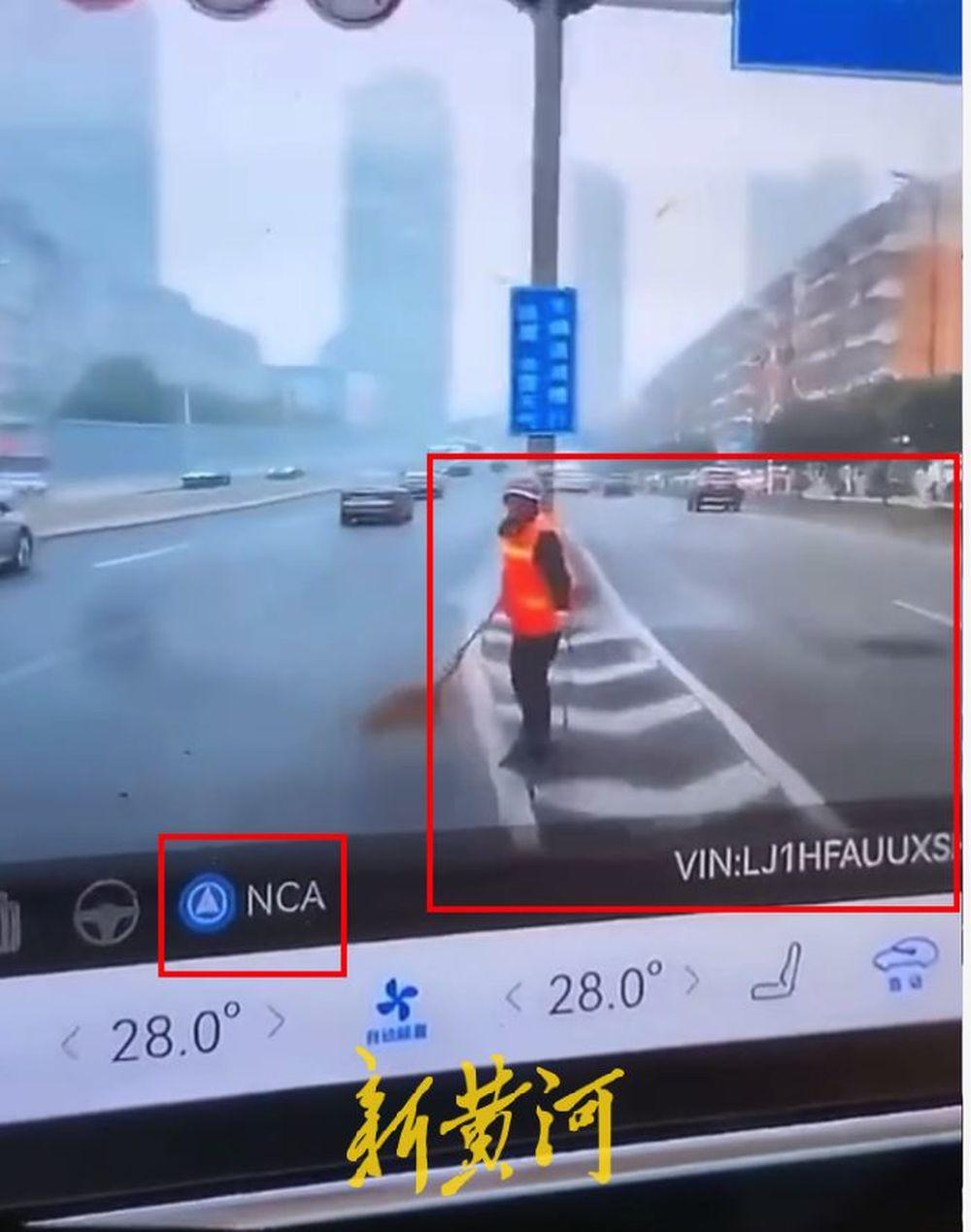1月30日，一段尊界汽车在智驾时撞上导流线内环卫工的视频引发关注。新黄河·大鱼财