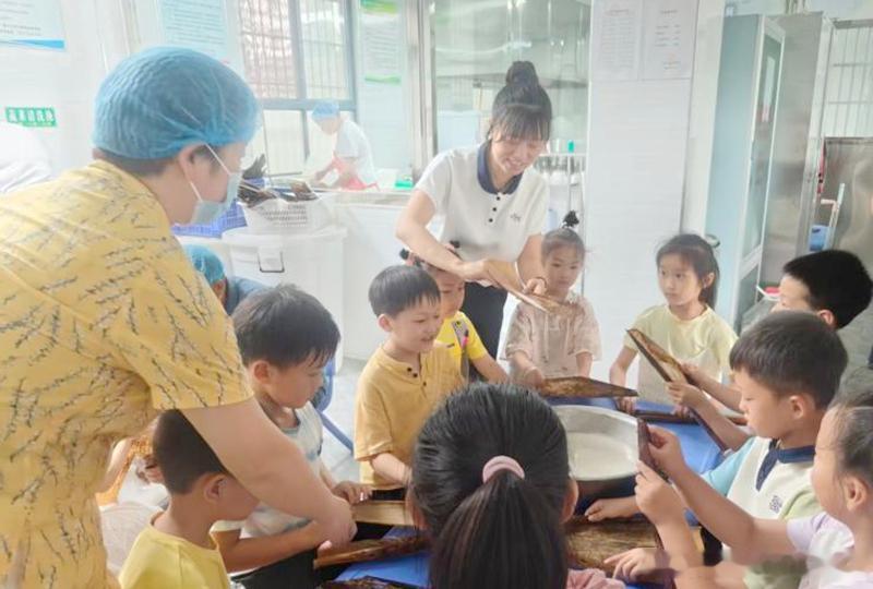 房县校园 大木厂镇中心幼儿园：粽叶飘香承古韵 童心筑梦过端午校园房县十堰爆料 房