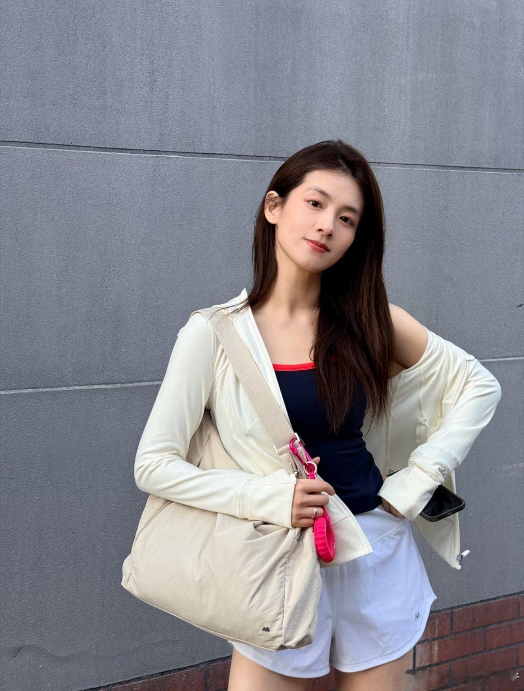 陈昊宇MAIAACTIVEE代言预热了