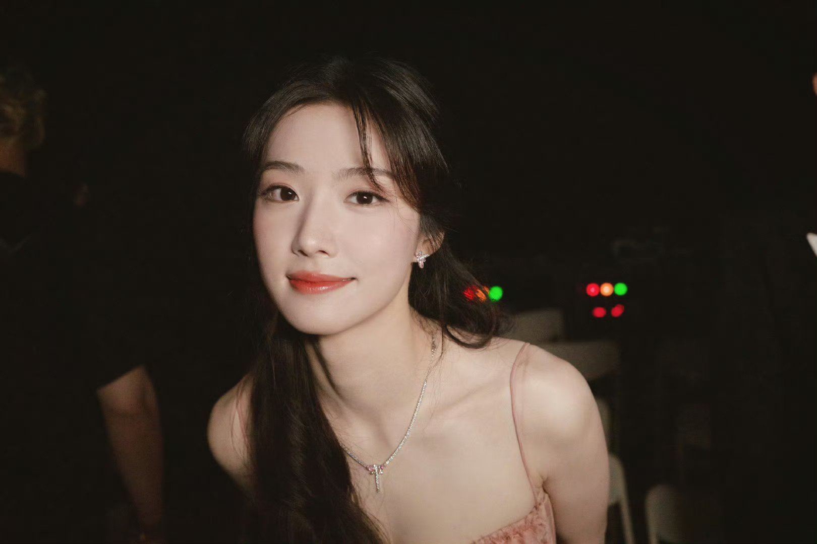 卢昱晓晒与檀健次合照卢昱晓檀健次合体合照，一眼心动！ 