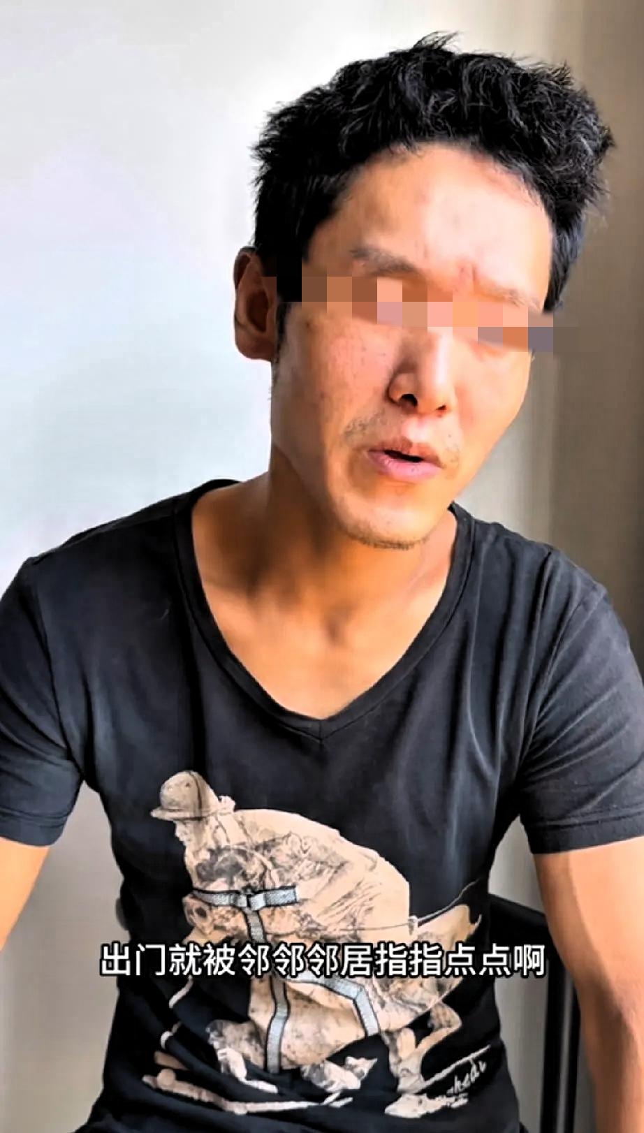 打女助教屁股的洪先生发视频说，这件事被媒体报道出来后，他母亲也看到了，他母亲觉得