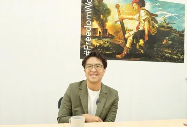 拿公帑做选举宣传？《镜文学》一次连发5篇沈伯洋专访引争议
梅花新闻网 简立欣/台