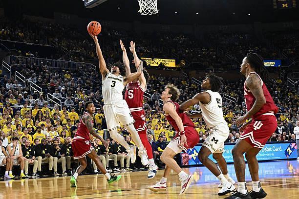 全美第3号种子密歇根大学坐镇主场以86比72战胜了印第安纳大学。本场比赛后，密歇