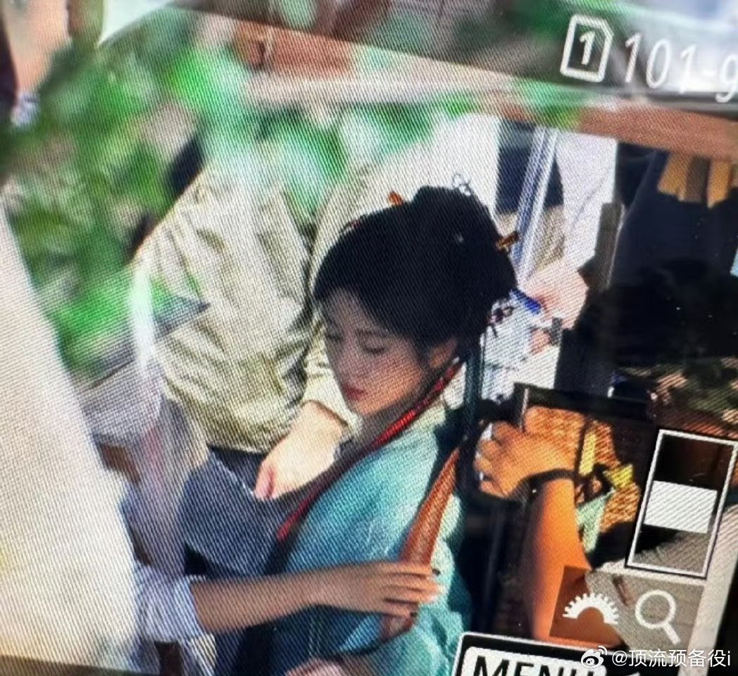 鞠婧祎、张云龙师徒同框路透🈶[期待]给这部剧的造型师加鸡腿！！ ​​​