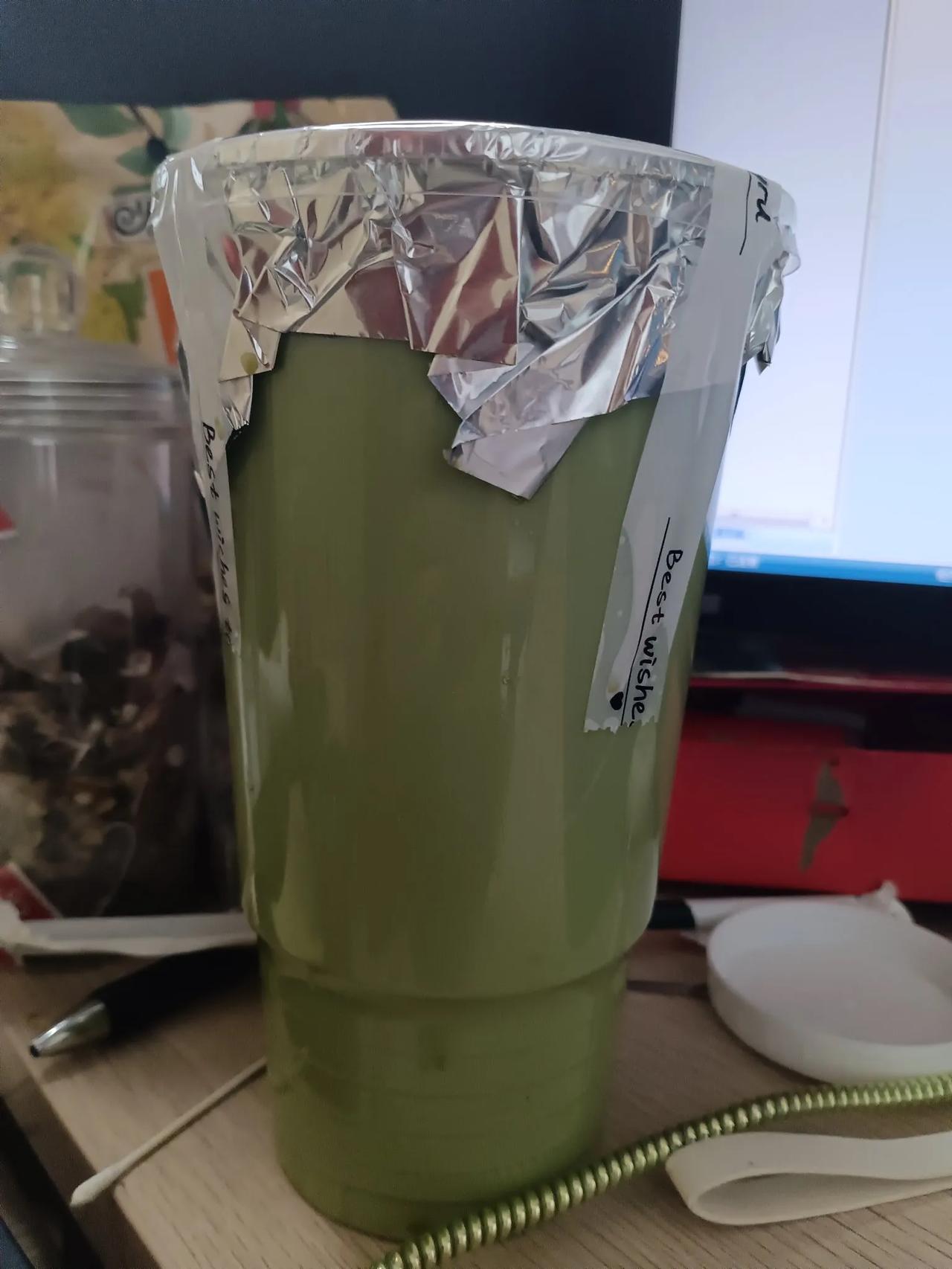 昨天和一朋友聊天，说到股票投资，他说已经解套，并且还有不小的盈利。
我很好奇，问